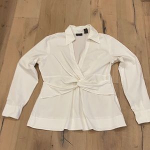 New York and Company White Blouse Size 16